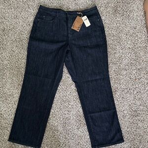 NWT! Coldwater Creek classic shaping Jeans size P16